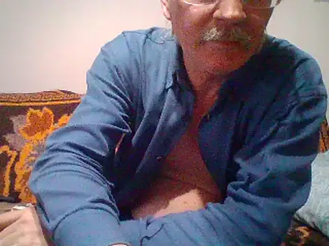 Snapshot of cumloverboyxx69 chatting on 02.06.25 cumloverboyxx69 online show from 02.06.25