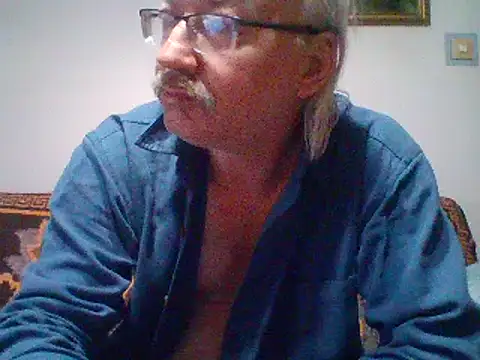 Snapshot of cumloverboyxx69 chatting on 02.20.25 cumloverboyxx69 online show from 02.20.25