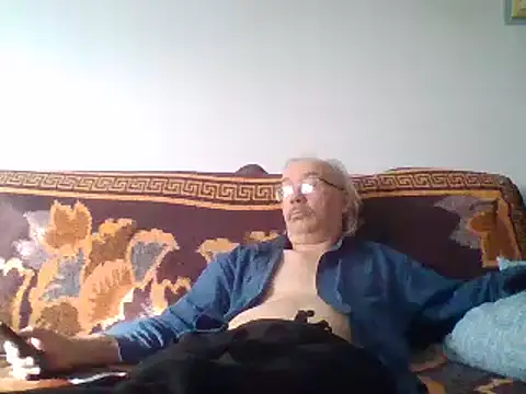 Snapshot of cumloverboyxx69 chatting on 02.23.25 cumloverboyxx69 online show from 02.23.25