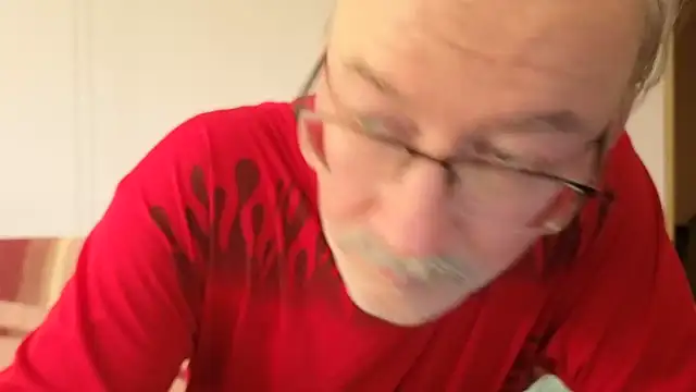 Snapshot of cumloverboyxx69 chatting on 10.09.25 cumloverboyxx69 online show from 10.09.25