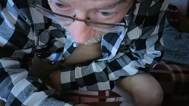 cumloverboyxx69 online show from 11.25.25