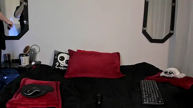 Amy Aloqua online show from 04.08.26