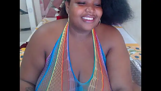 Snapshot of chocolatehot04 chatting on 01.27.25 chocolatehot04 online show from 01.27.25