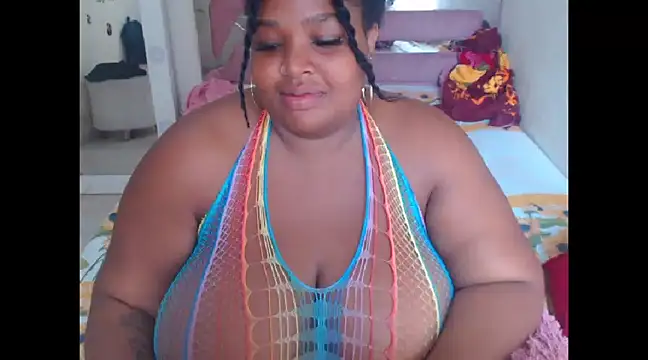 Snapshot of chocolatehot04 chatting on 01.29.25 chocolatehot04 online show from 01.29.25