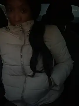 Snapshot of Iceblanca chatting on 01.25.25 Iceblanca online show from 01.25.25