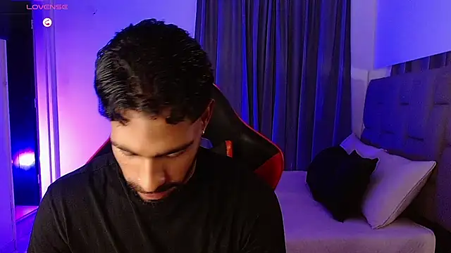 Snapshot of Christian_thor chatting on 09.28.25 Christian thor online show from 09.28.25