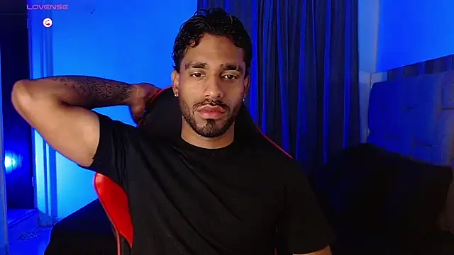 Snapshot of Christian_thor chatting on 11.01.25 Christian thor online show from 11.01.25