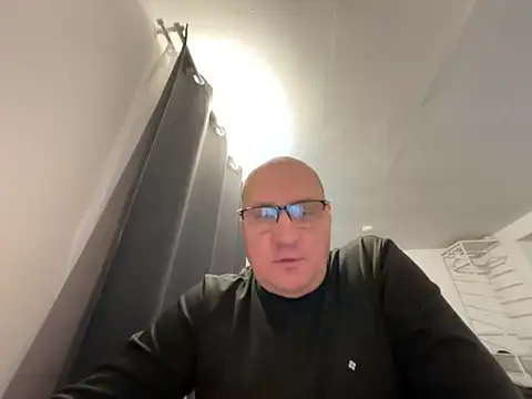 vanjbi45 online show from 02.05.26