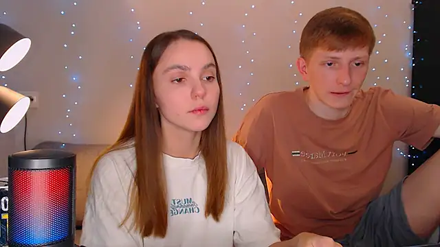 juliaanddima online show from 12.15.24