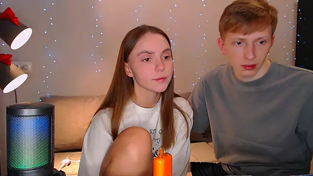 juliaanddima online show from 12.20.24