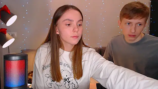 juliaanddima online show from 12.21.24