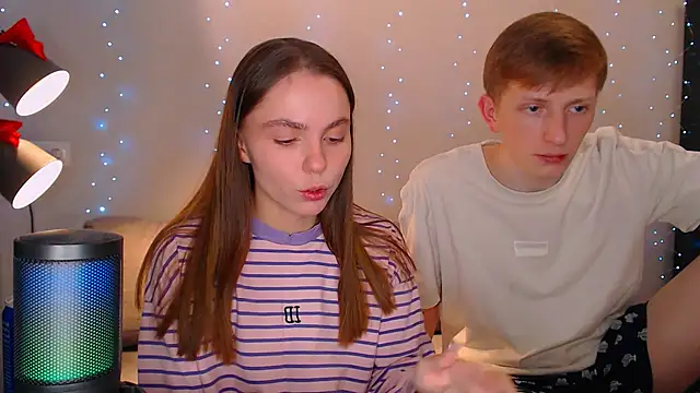 juliaanddima online show from 12.22.24