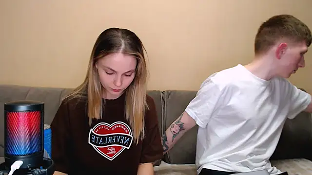 juliaanddima online show from 03.23.26