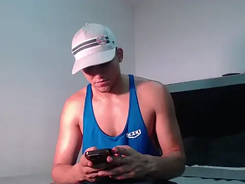 Snapshot of angel_sensual95 chatting on 07.01.26 angel sensual95 online show from 07.01.26