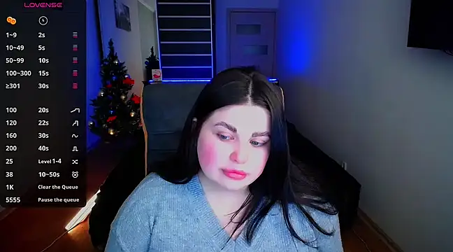 Emily Mo online show from 12.15.24