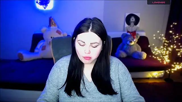 Emily Mo online show from 12.23.24
