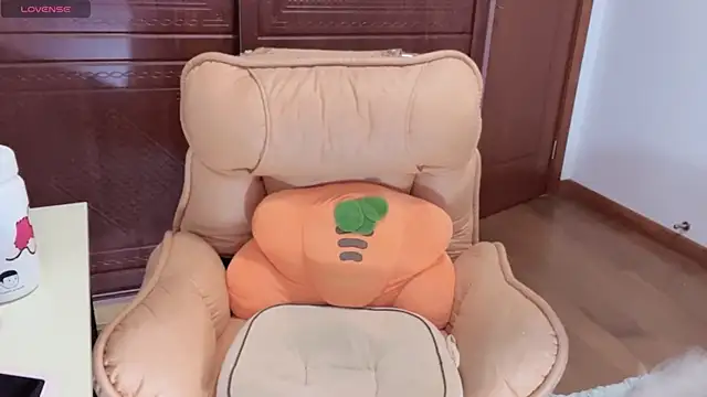 Snapshot of 4uoki chatting on 10.26.25 4uoki online show from 10.26.25