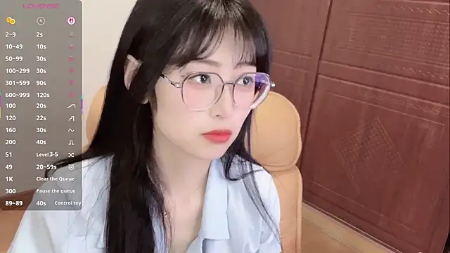 Snapshot of 4uoki chatting on 03.21.26 4uoki online show from 03.21.26