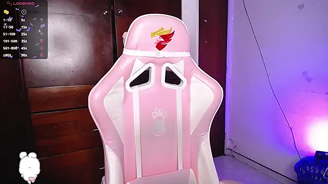 eva six online show from 11.15.25