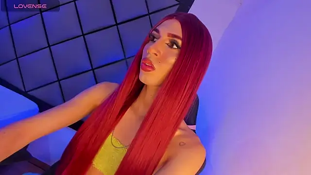 Snapshot of GeorginaCute_ chatting on 10.18.25 GeorginaCute online show from 10.18.25