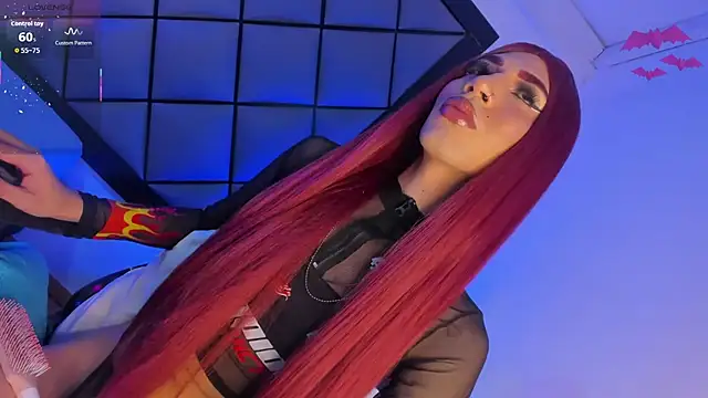 Snapshot of GeorginaCute_ chatting on 10.22.25 GeorginaCute online show from 10.22.25