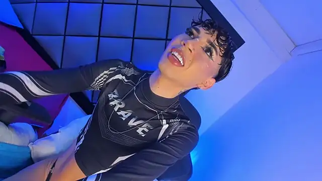 Snapshot of GeorginaCute_ chatting on 11.05.25 GeorginaCute online show from 11.05.25