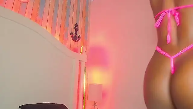 NaiaGils online show from 09.27.25