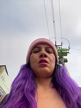 Snapshot of kitty__horny chatting on 02.22.25 kitty horny online show from 02.22.25