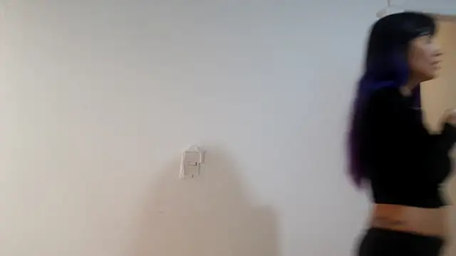 Snapshot of kitty__horny chatting on 02.26.25 kitty horny online show from 02.26.25