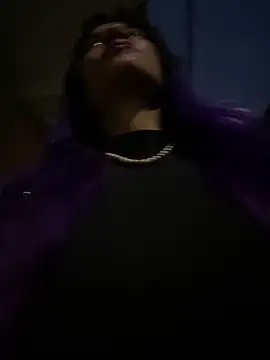 Snapshot of kitty__horny chatting on 03.15.25 kitty horny online show from 03.15.25