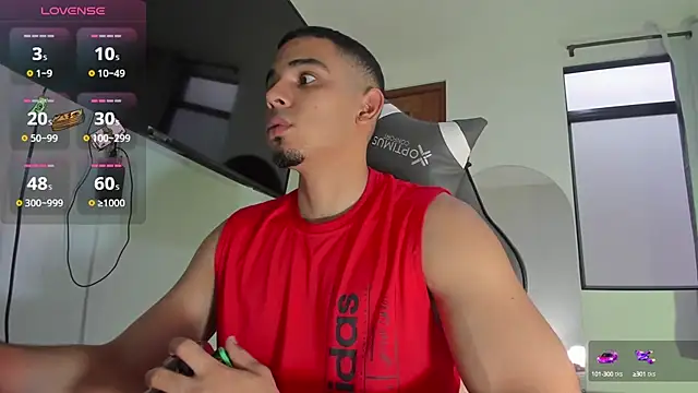 Snapshot of joss_111 chatting on 10.01.25 joss 111 online show from 10.01.25