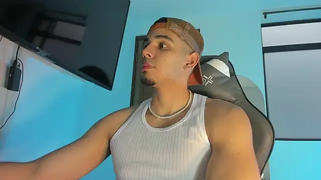 Snapshot of joss_111 chatting on 10.03.25 joss 111 online show from 10.03.25