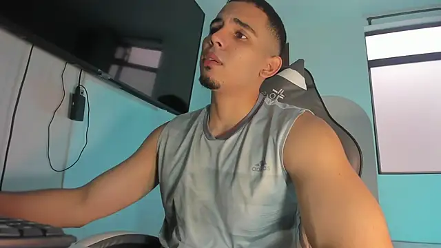 Snapshot of joss_111 chatting on 10.08.25 joss 111 online show from 10.08.25