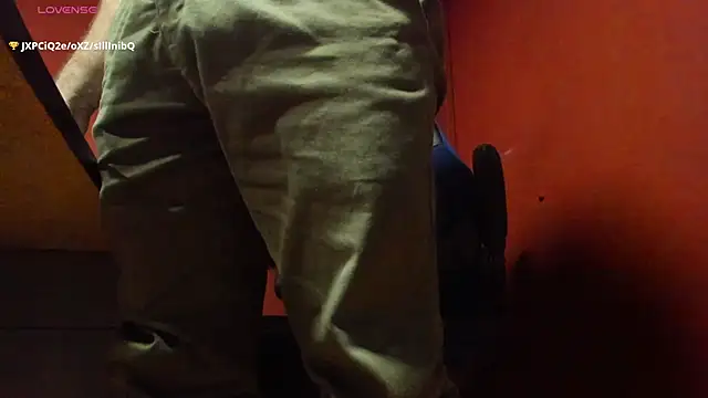 Snapshot of Maxi_TheBigDaddy chatting on 02.24.25 Maxi TheBigDaddy online show from 02.24.25