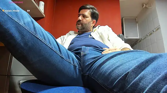 Snapshot of Maxi_TheBigDaddy chatting on 03.04.25 Maxi TheBigDaddy online show from 03.04.25