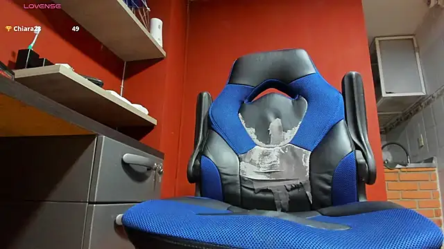 Snapshot of Maxi_TheBigDaddy chatting on 03.06.25 Maxi TheBigDaddy online show from 03.06.25