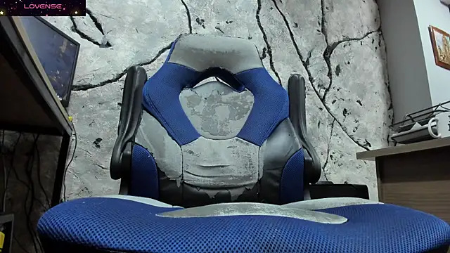 Snapshot of Maxi_TheBigDaddy chatting on 09.08.25 Maxi TheBigDaddy online show from 09.08.25