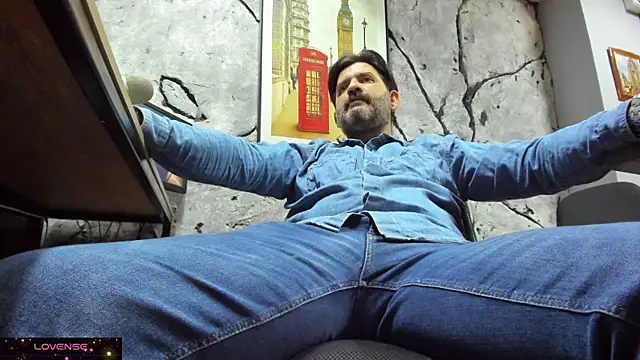 Maxi TheBigDaddy online show from 12.19.25