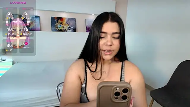LyndaKimm online show from 01.30.25