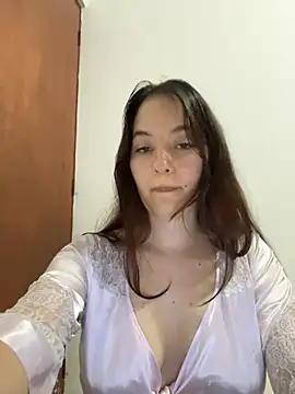 Sarah millerr  online show from 05.18.26