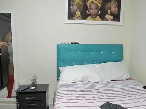 megan-hotxx online show from 09.30.25