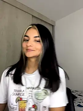 Snapshot of Cat2525 chatting on 11.13.25 Cat2525 online show from 11.13.25