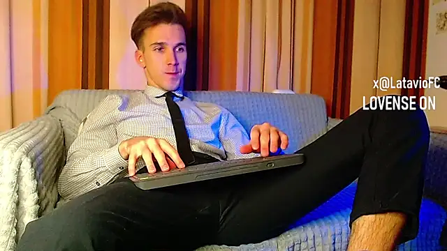 Midnighter  online show from 11.24.25