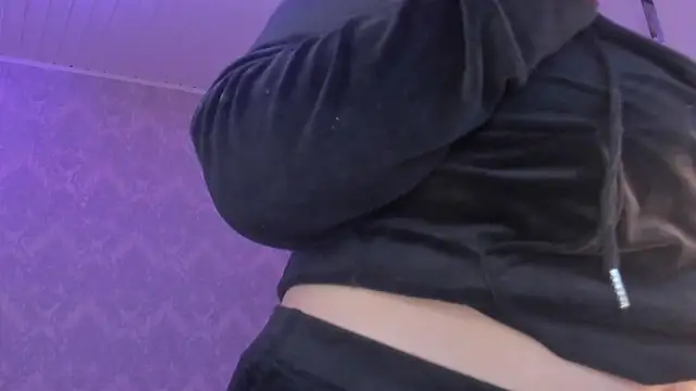 Snapshot of scarlet_miller1 chatting on 10.07.25 scarlet miller1 online show from 10.07.25