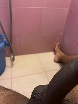 Dakku 69 online show from 10.17.25