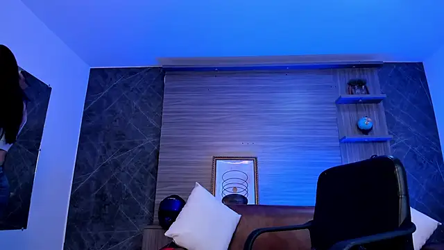 Snapshot of charlottewhitte chatting on 10.03.25 charlottewhitte online show from 10.03.25