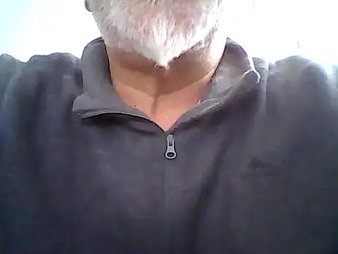 Snapshot of xcimeru chatting on 05.02.26 xcimeru online show from 05.02.26