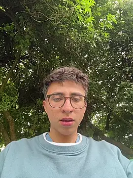 Snapshot of CamiRojas_boy chatting on 05.21.26 CamiRojas boy online show from 05.21.26