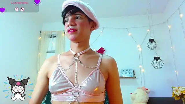 Ariel Femboy  online show from 12.21.24