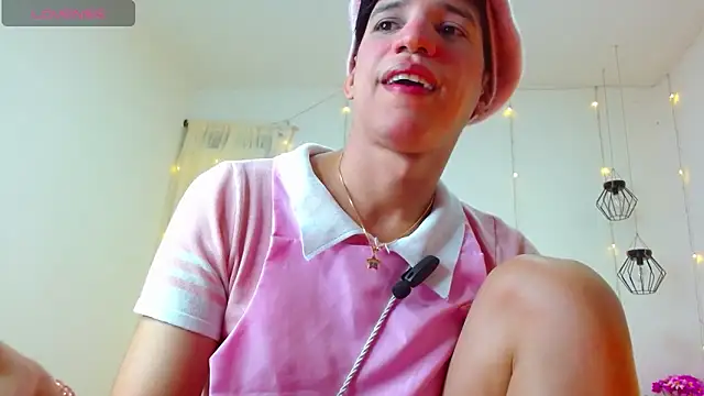 Ariel Femboy  online show from 02.07.25